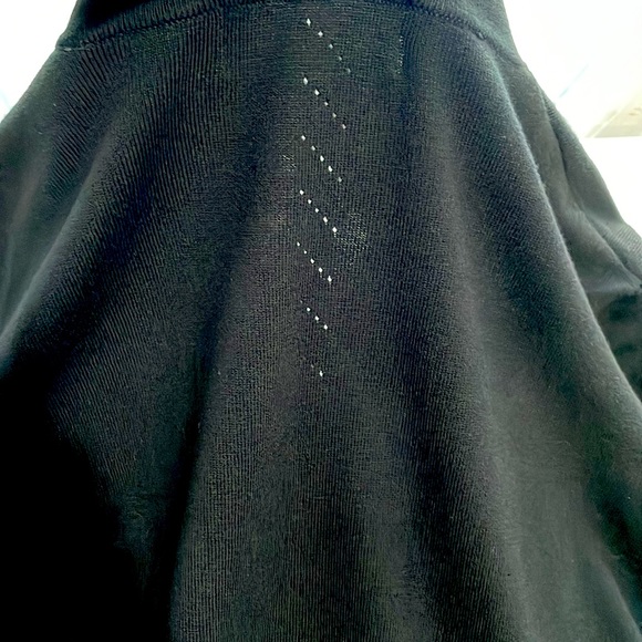 United States Sweaters Black V Neck Sweater - Picture 6 of 6